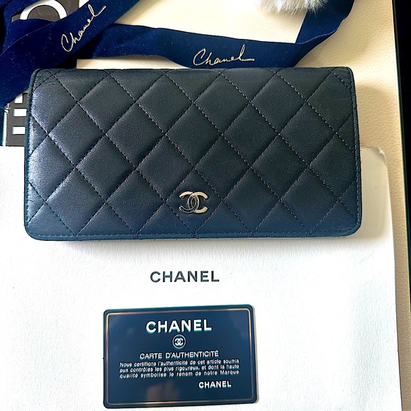 CHANEL Handbags - 💎 Chanel Quilted Lambskin Leather L Yen Wallet